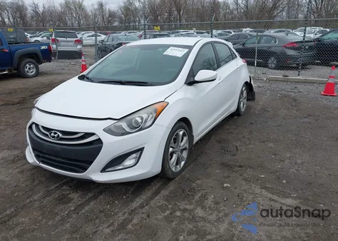 2013 Hyundai Elantra Gt z USA, uszkodzony, nr VIN KMHD35LE7DU138335